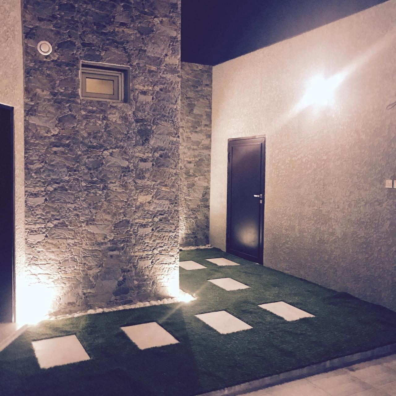 Tree Season Chalets Khamis Mushait Exterior photo